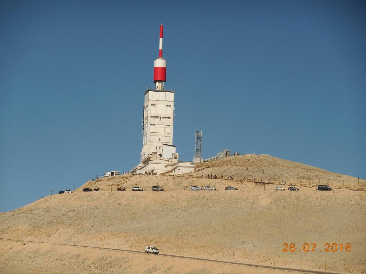 Chambre Pour Cyclistes Au Mt Ventoux Le Barroux Luaran gambar